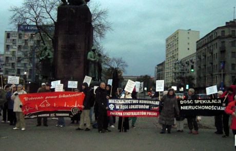 22.10.2010 Warszawa: Lokatorzy zablokowali skrzyżowanie