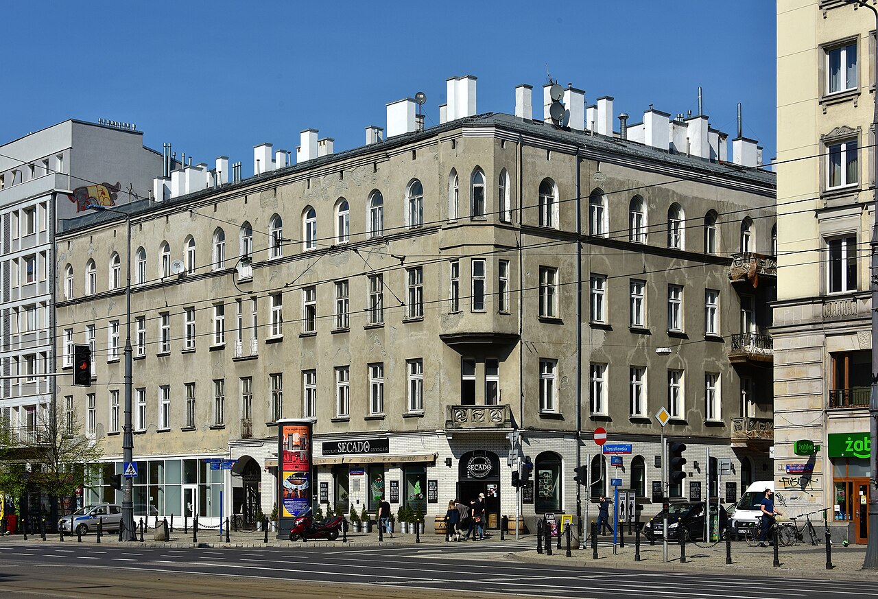 Pudrowana prywatyzacja Trzaskowskiego. Jak władze Warszawy forsują katastrofę mieszkaniową 